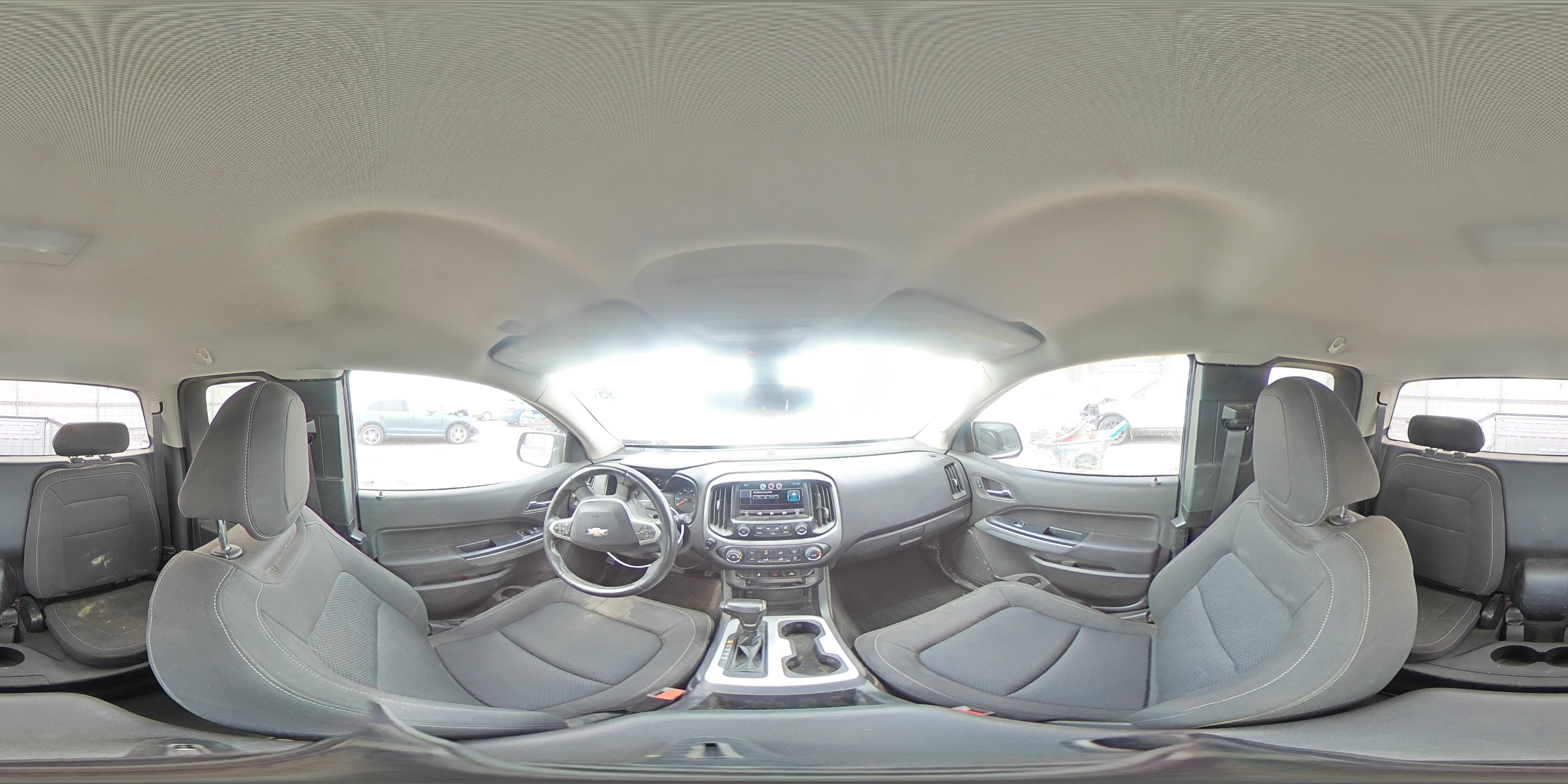 2015 Chevrolet Colorado - Image 13