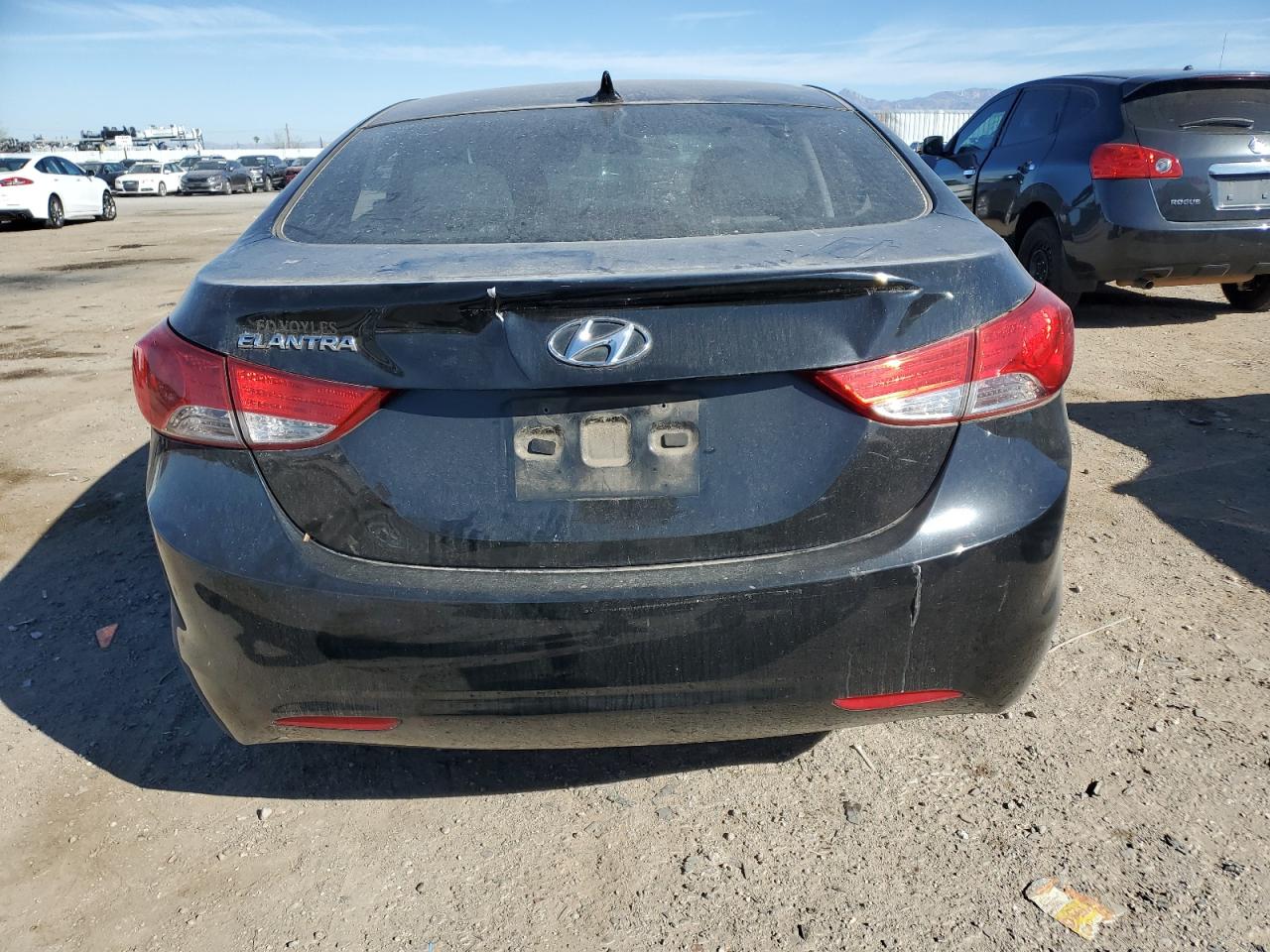 2013 Hyundai Elantra - Image 6