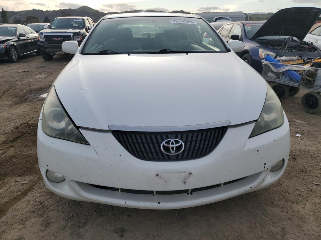 2005 Toyota Camry Solara - Image 5