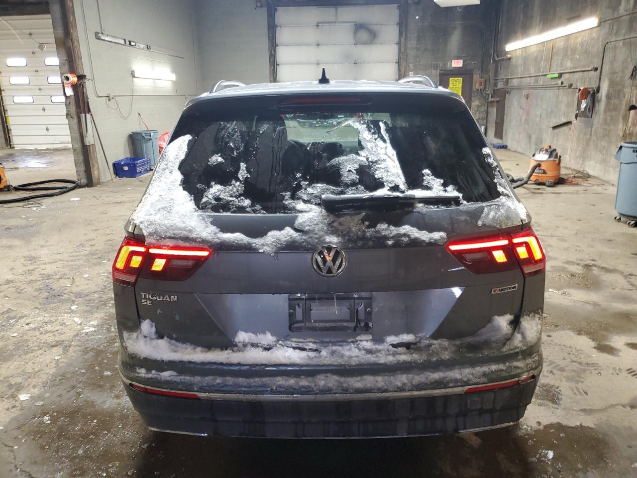 2021 Volkswagen Tiguan - Image 6
