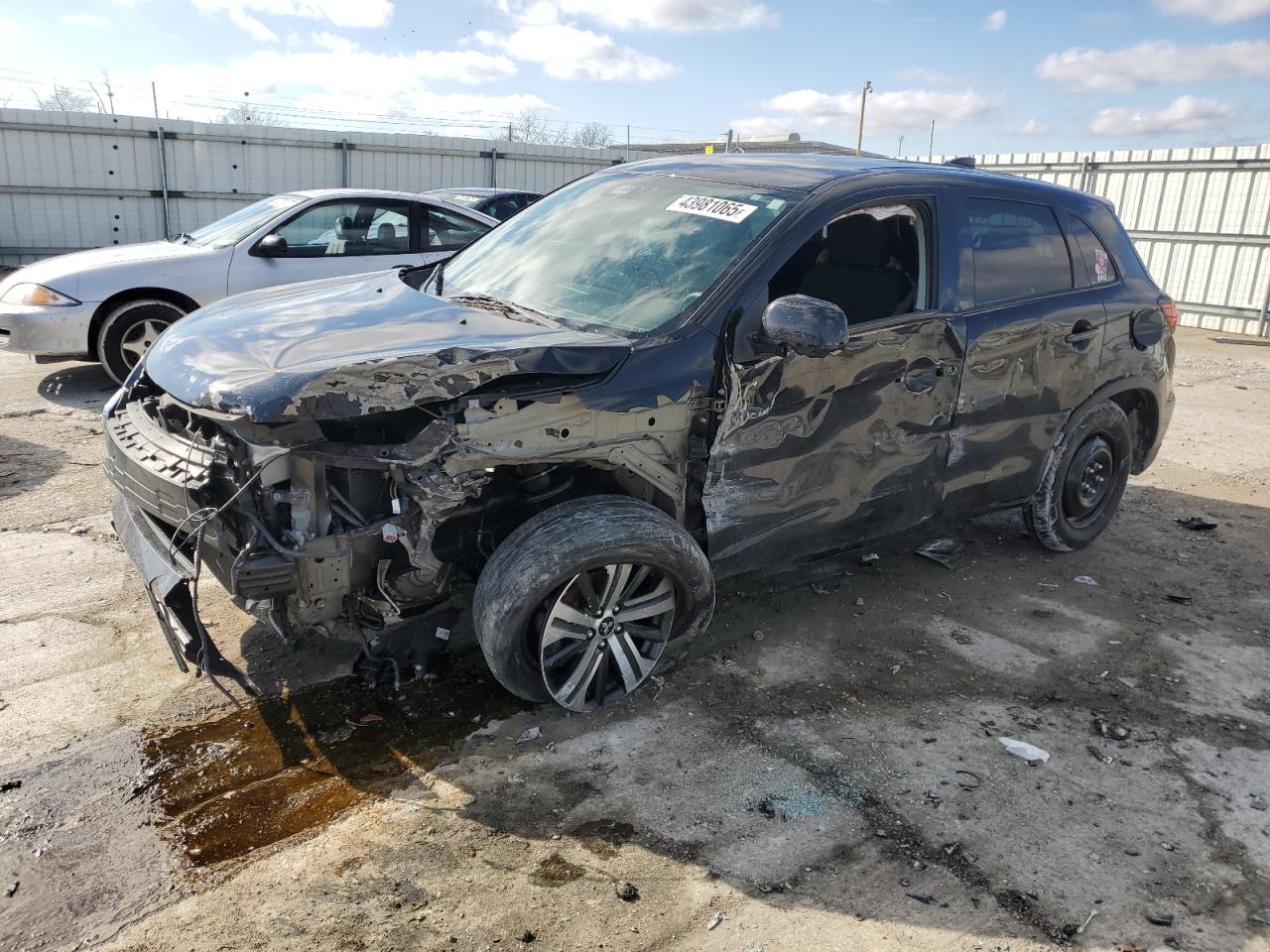 2021 Mitsubishi Outlander - Image 1