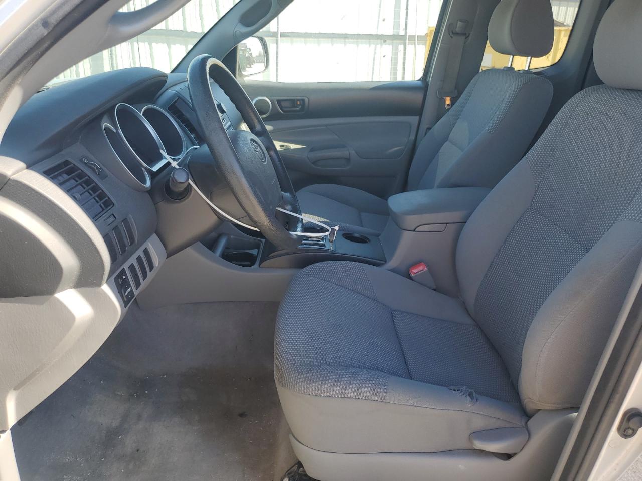 2006 Toyota Tacoma - Image 7