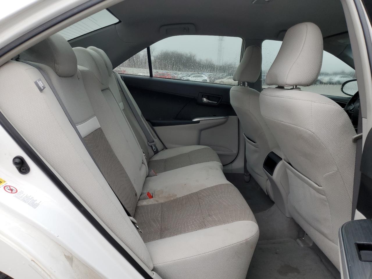 2012 Toyota Camry - Image 10
