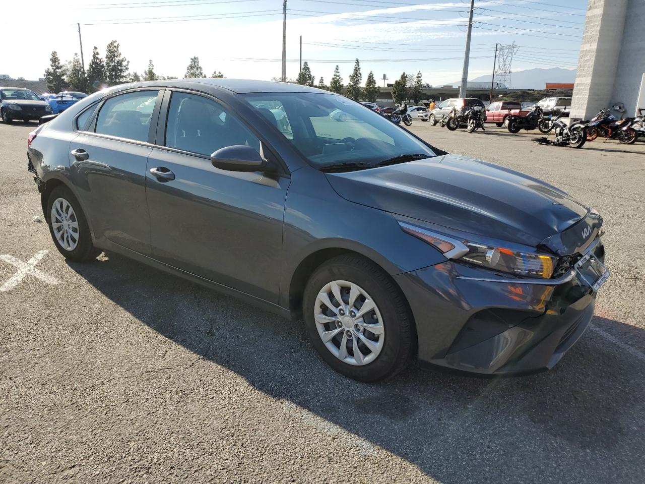2023 Kia Forte - Image 4