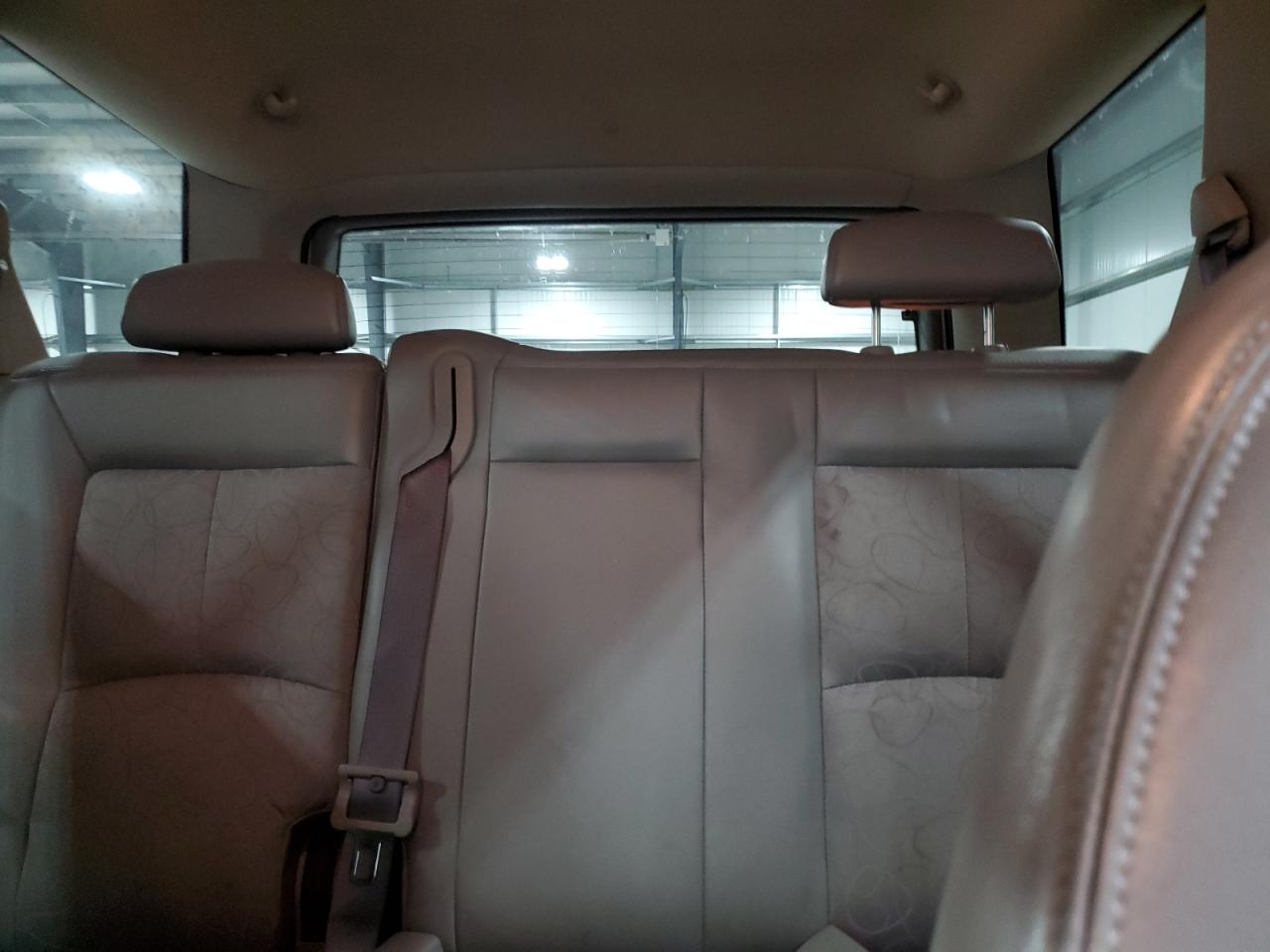 2005 Saturn VUE - Image 10