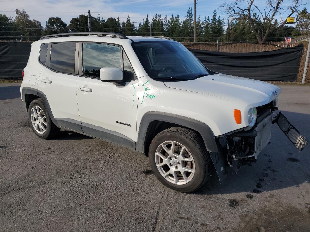 2020 Jeep Renegade - Image 4