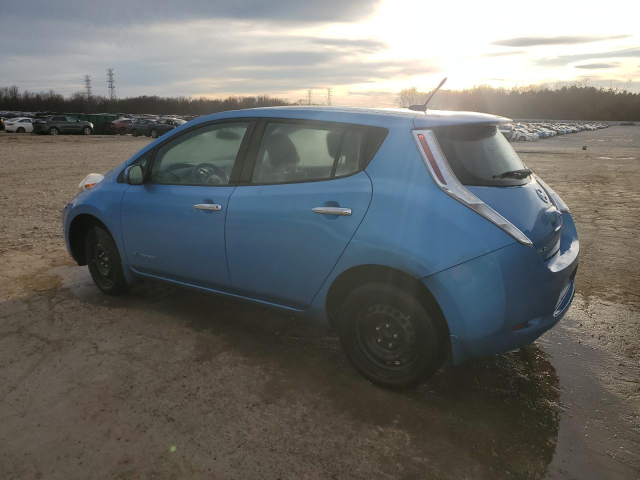 2014 Nissan Leaf - Image 2