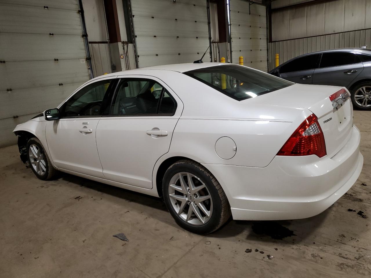 2012 Ford Fusion - Image 2