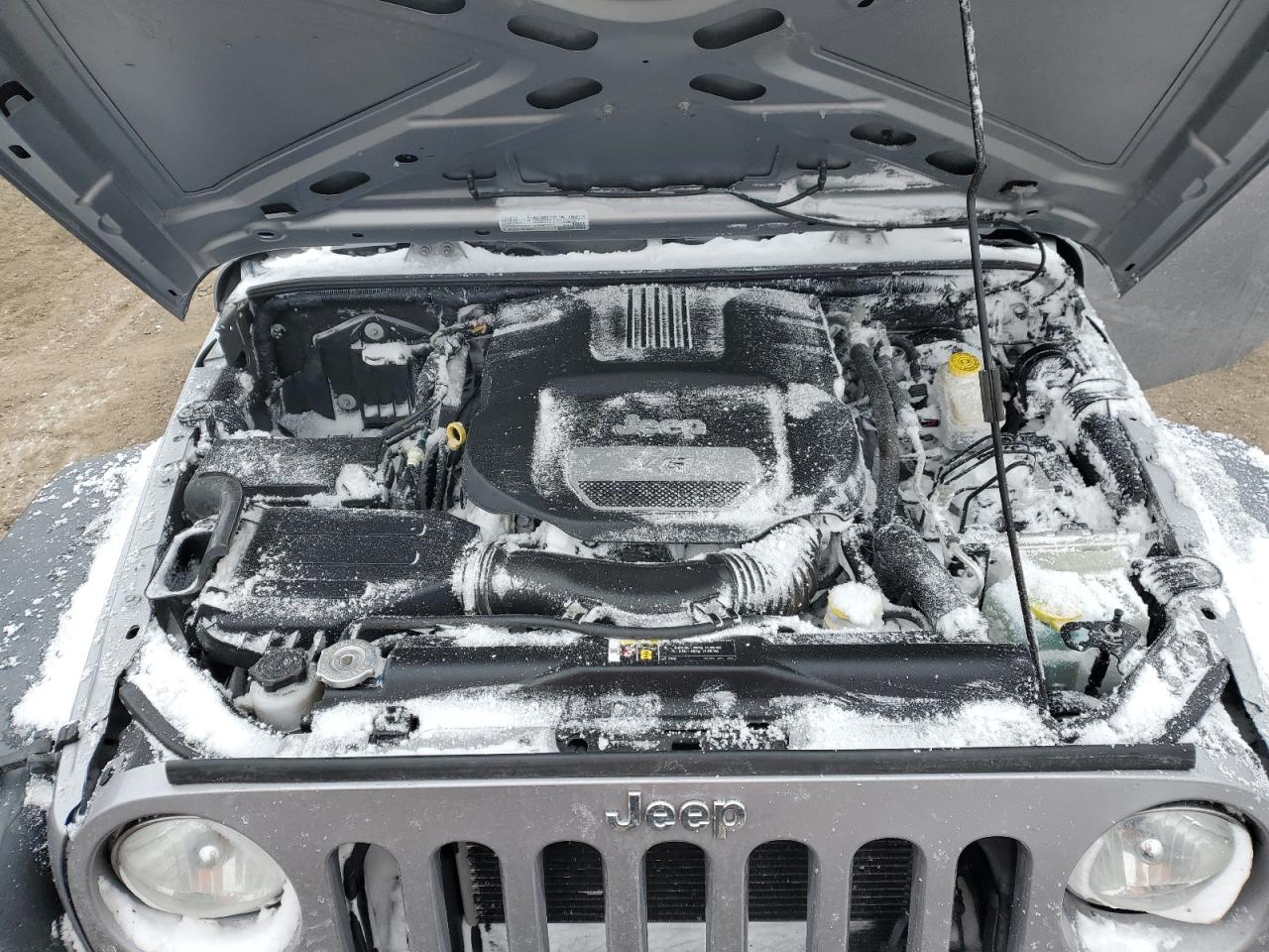 2017 Jeep Wrangler - Image 11