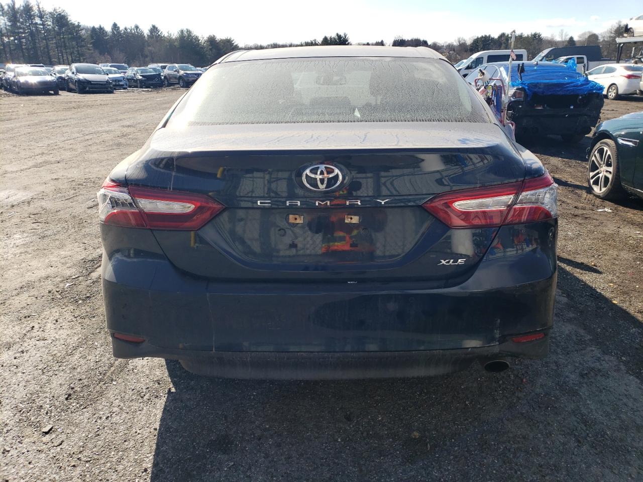 2018 Toyota Camry - Image 6