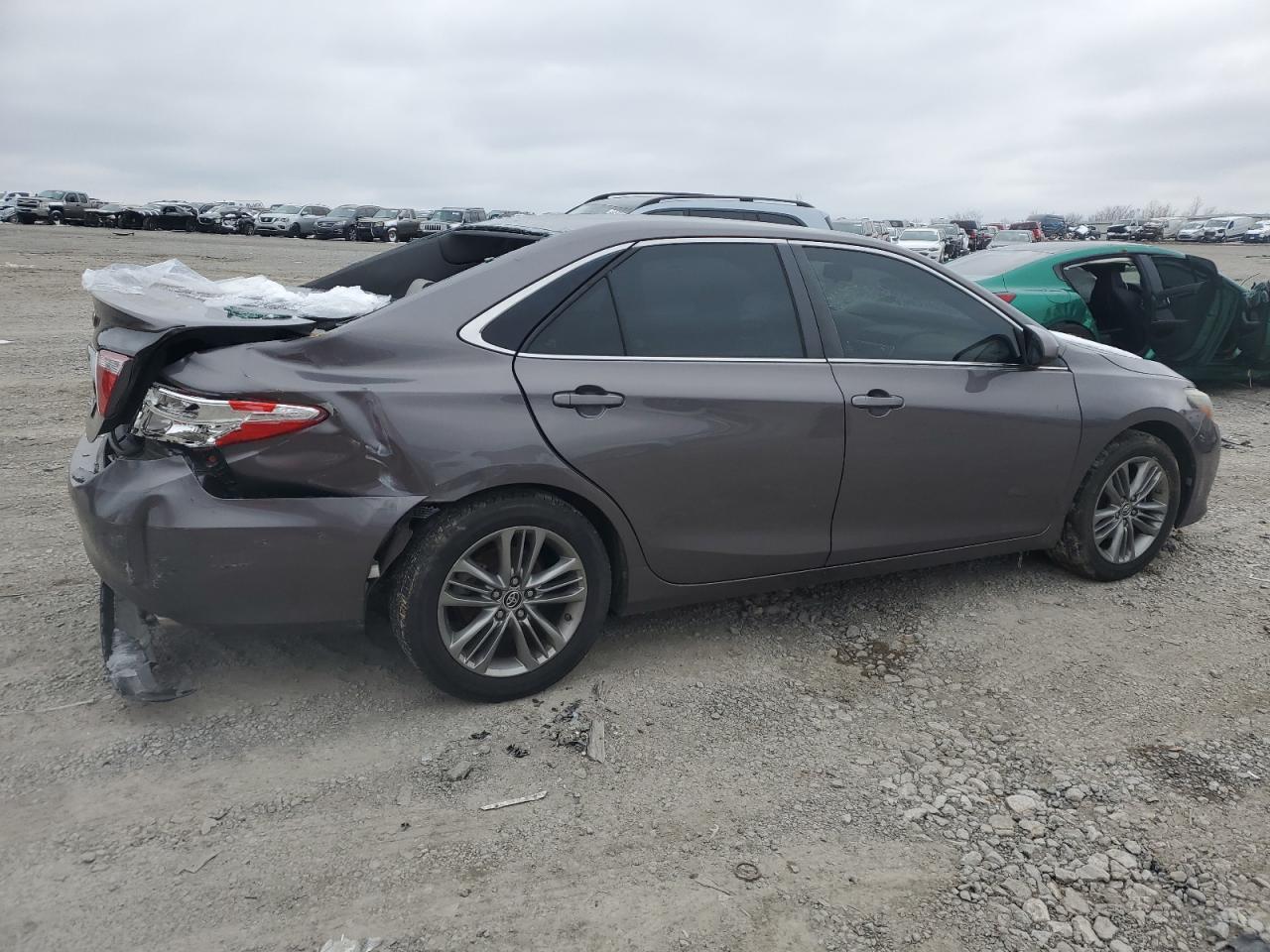 2015 Toyota Camry - Image 3