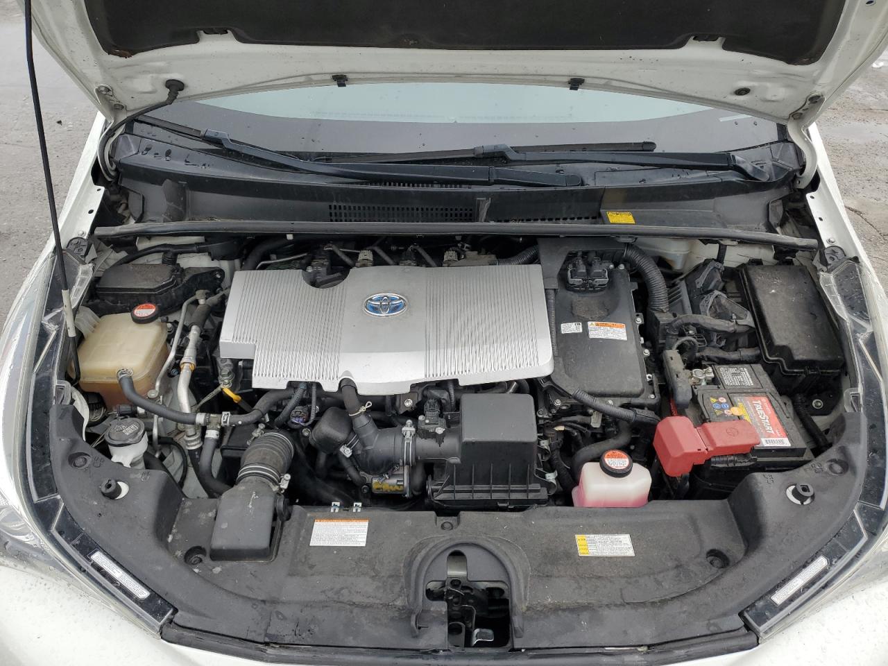 2016 Toyota Prius - Image 11