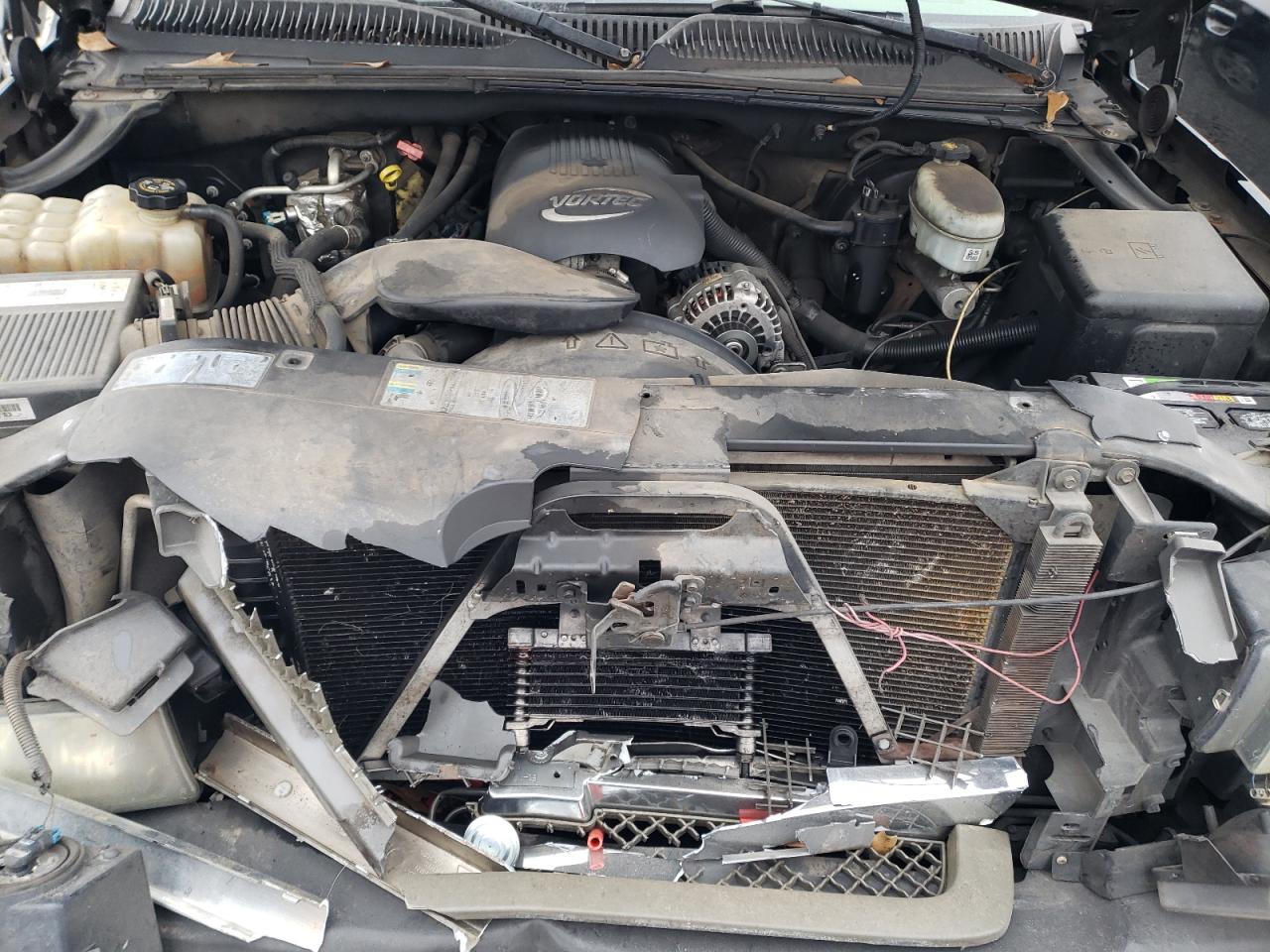 2003 Chevrolet Silverado - Image 11