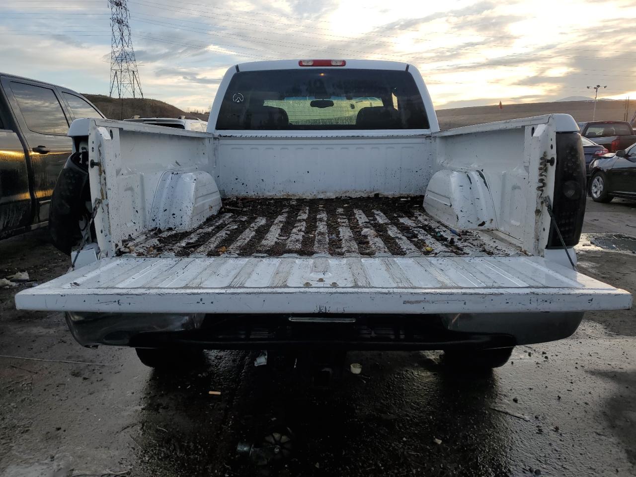 1999 Chevrolet Silverado - Image 6
