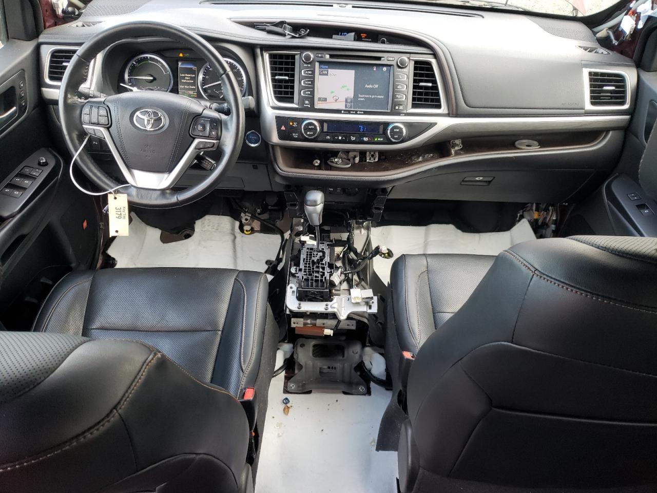 2019 Toyota Highlander - Image 8