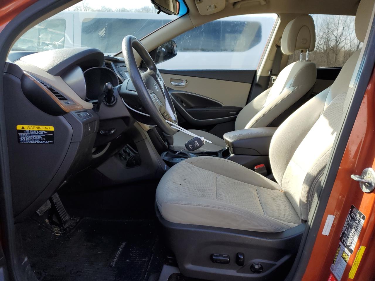 2016 Hyundai Santa Fe - Image 7