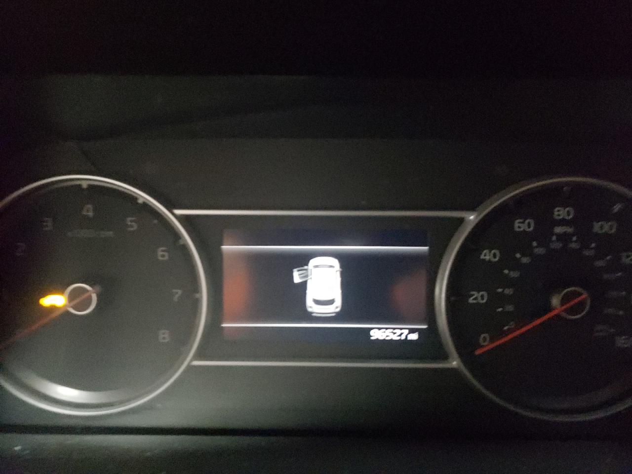 2021 Kia Sorento - Image 9