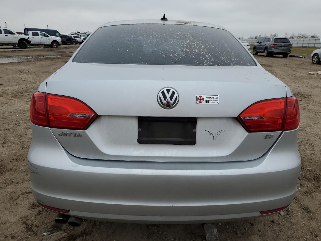 2014 Volkswagen Jetta - Image 6