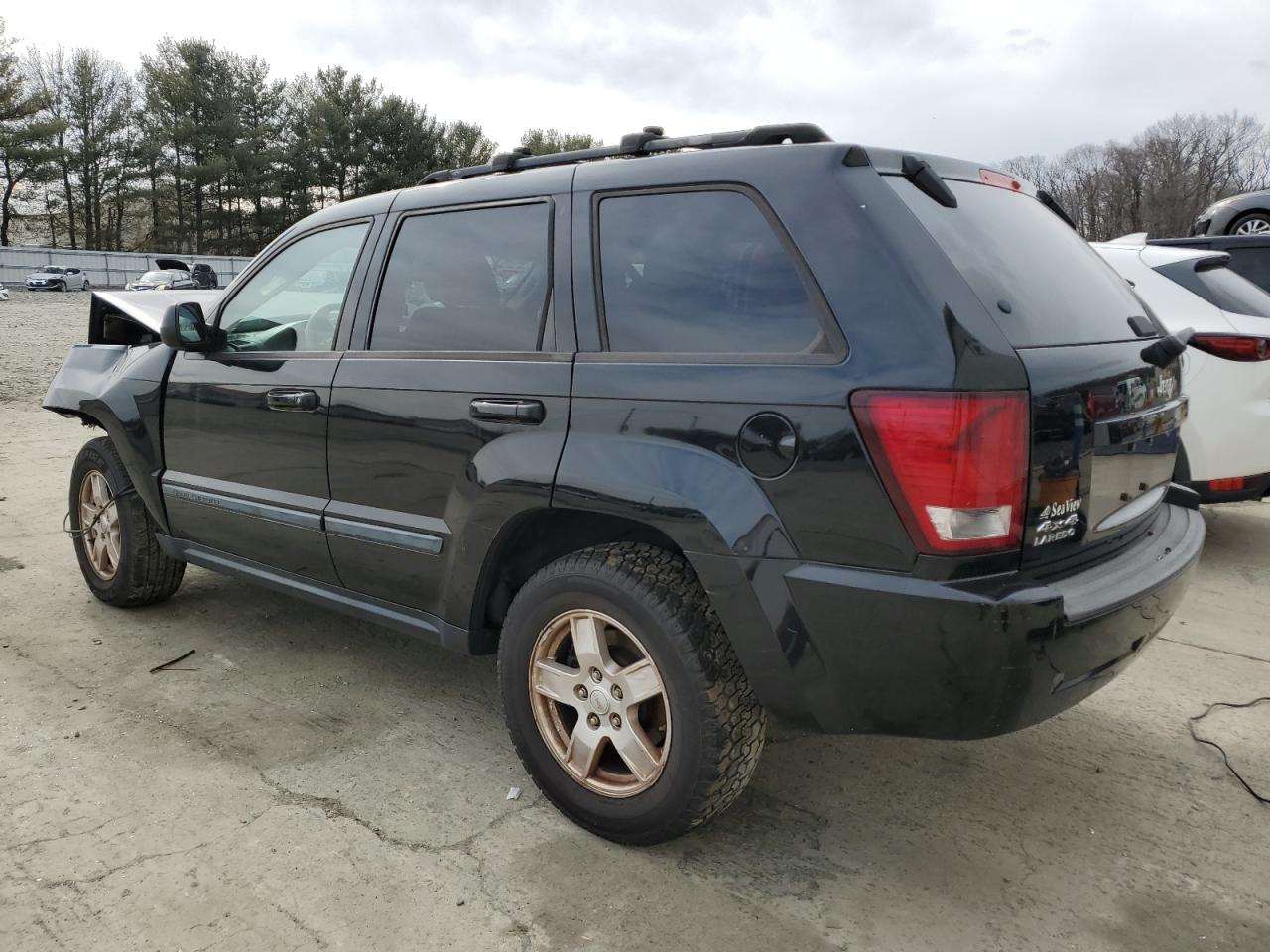 2007 Jeep Grand Cherokee - Image 2