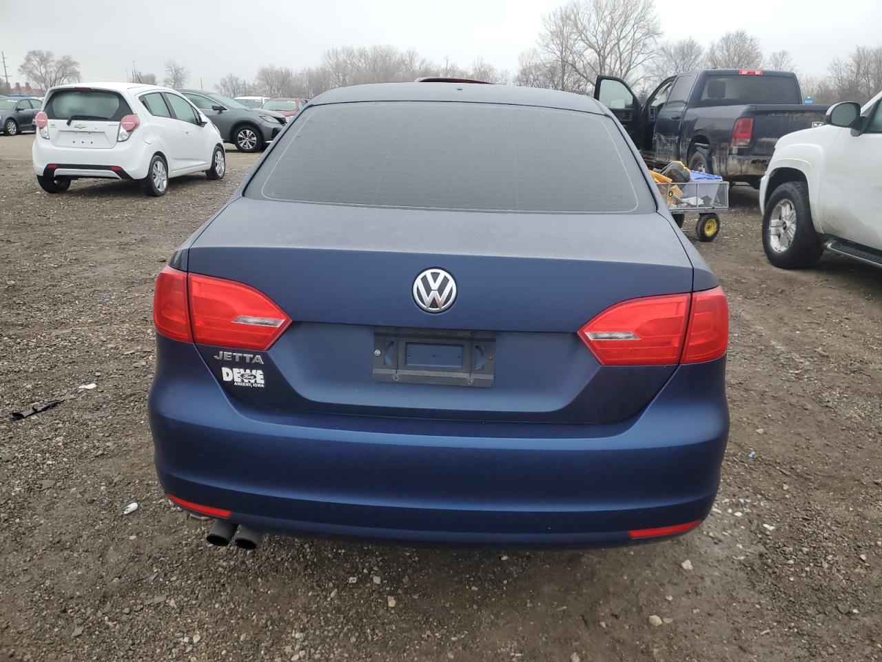 2014 Volkswagen Jetta - Image 6