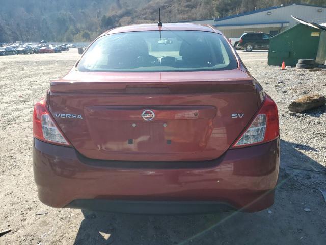  NISSAN VERSA 2017 Czerwony
