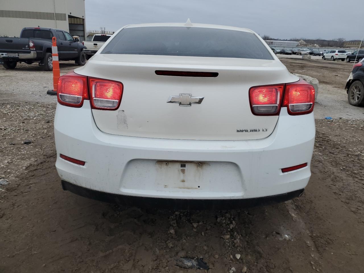 2014 Chevrolet Malibu - Image 6