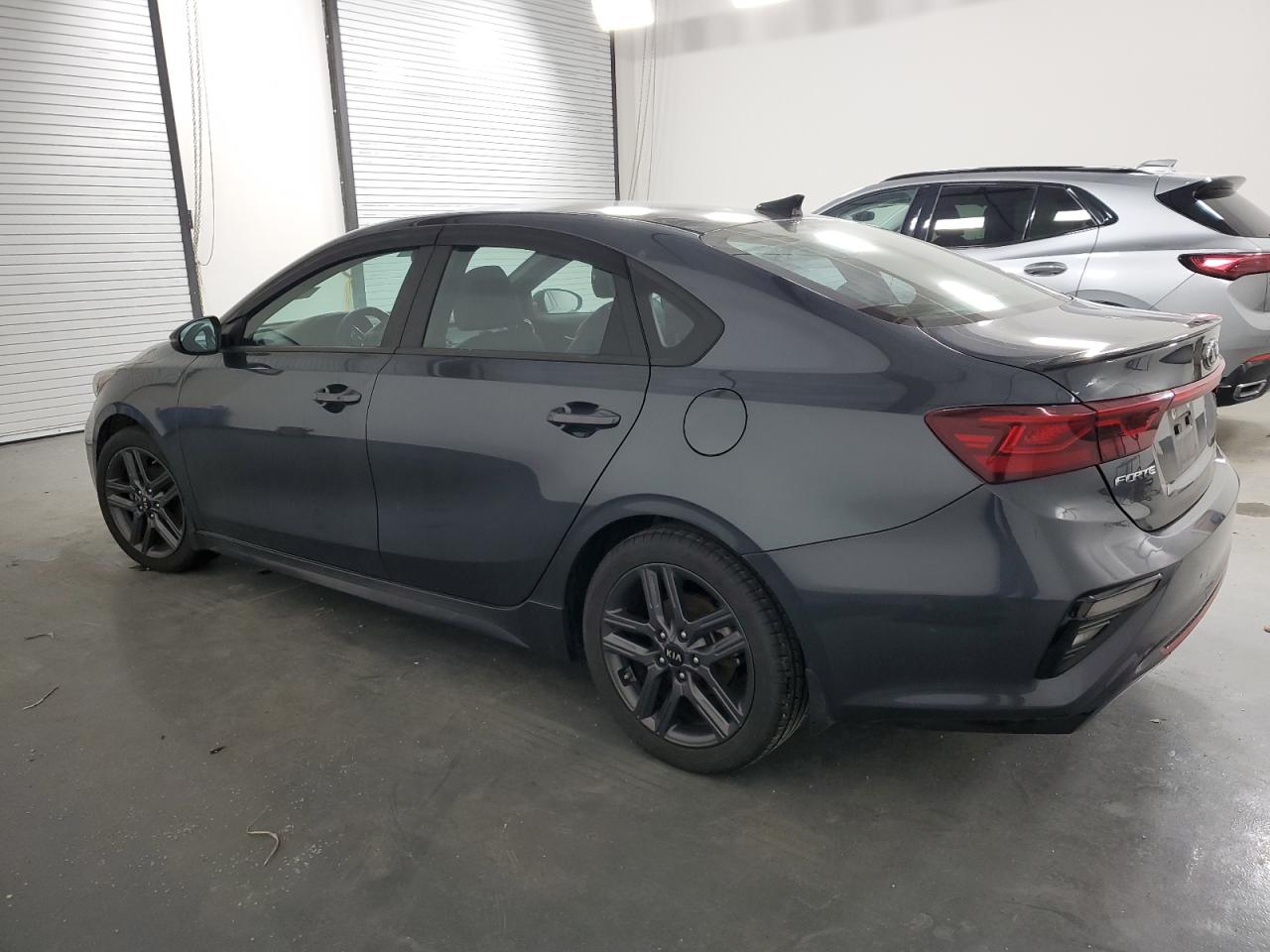 2021 Kia Forte - Image 2