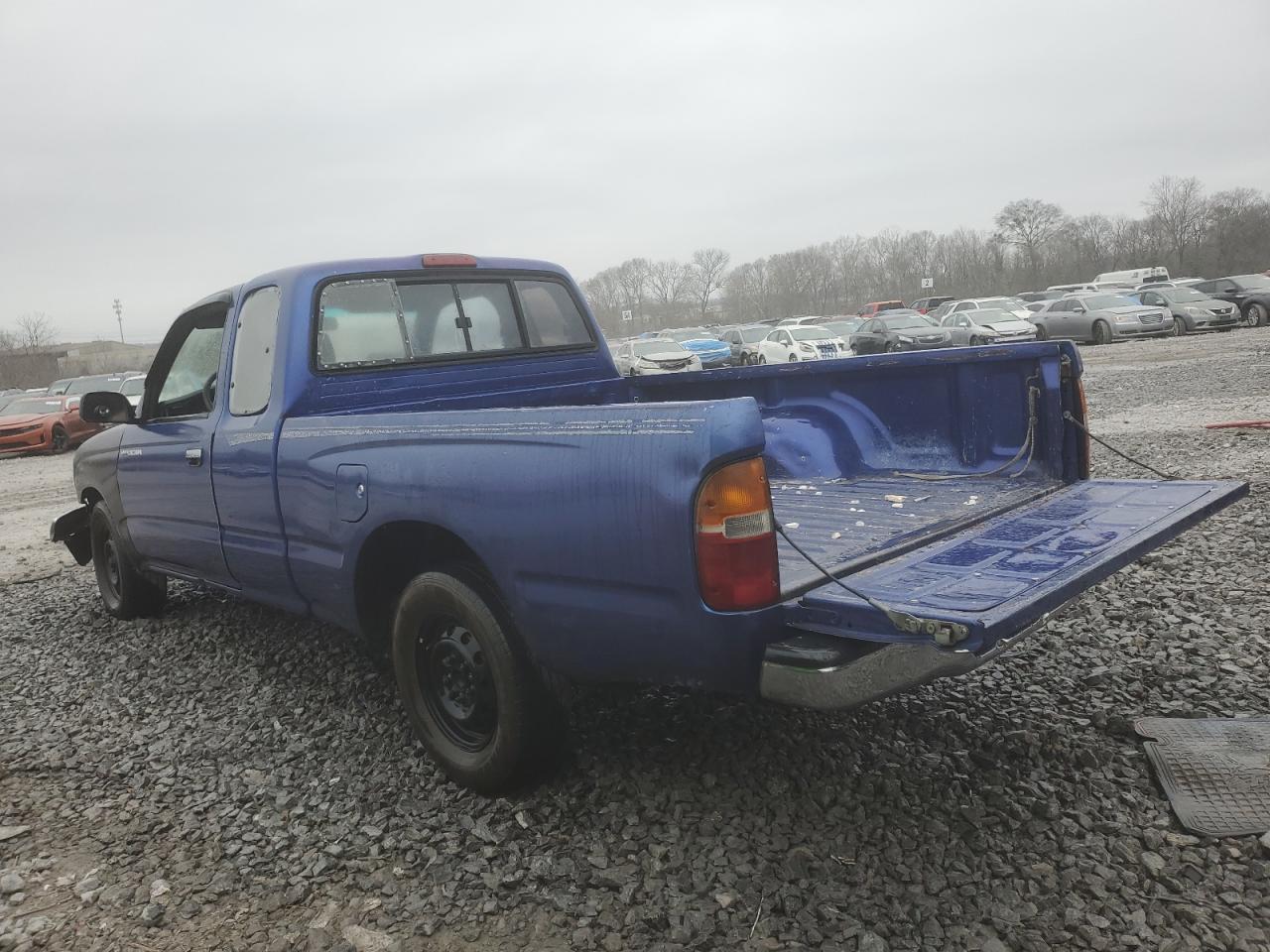 1995 Toyota Tacoma - Image 2