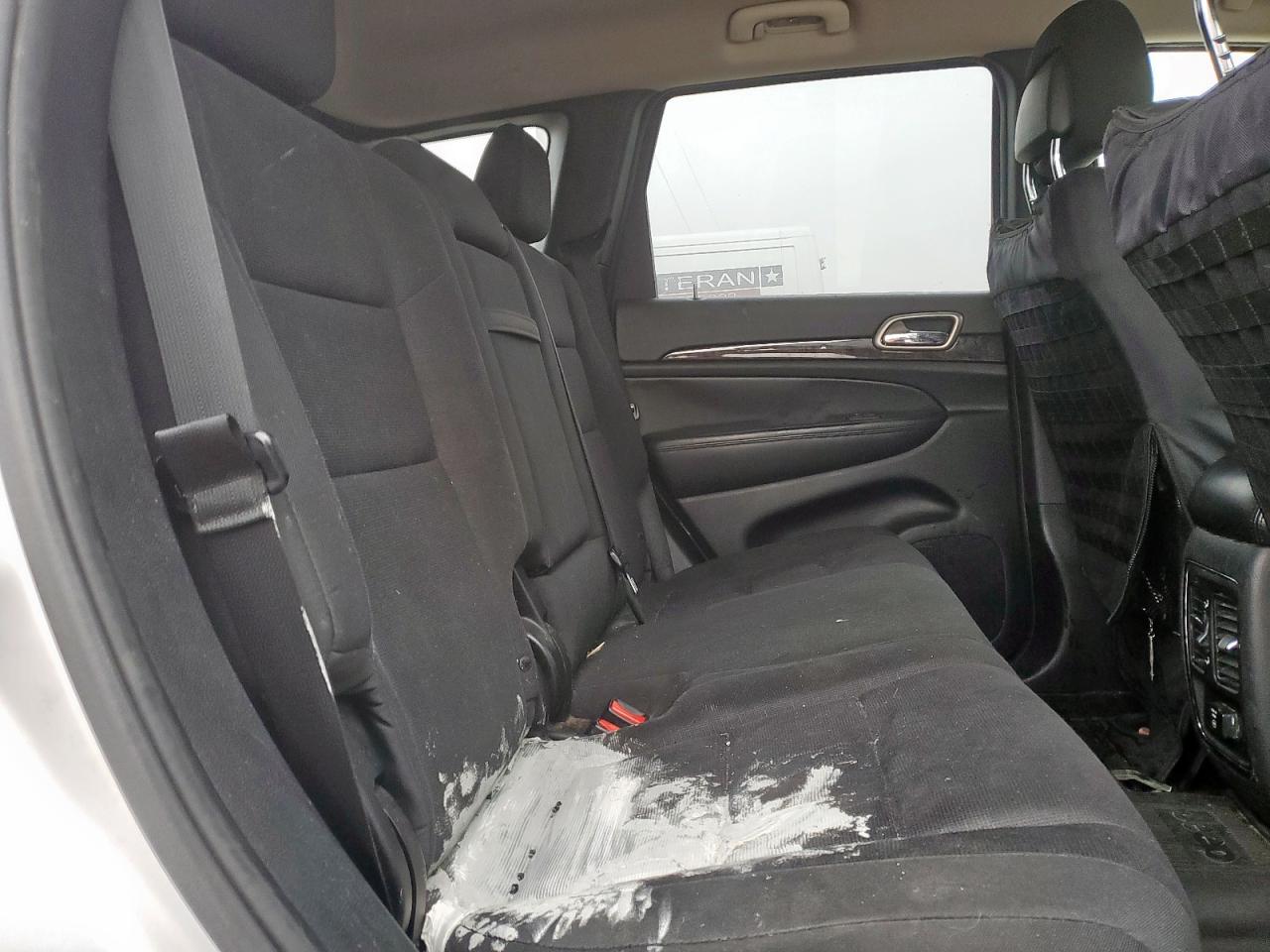 2011 Jeep Grand Cherokee - Image 10