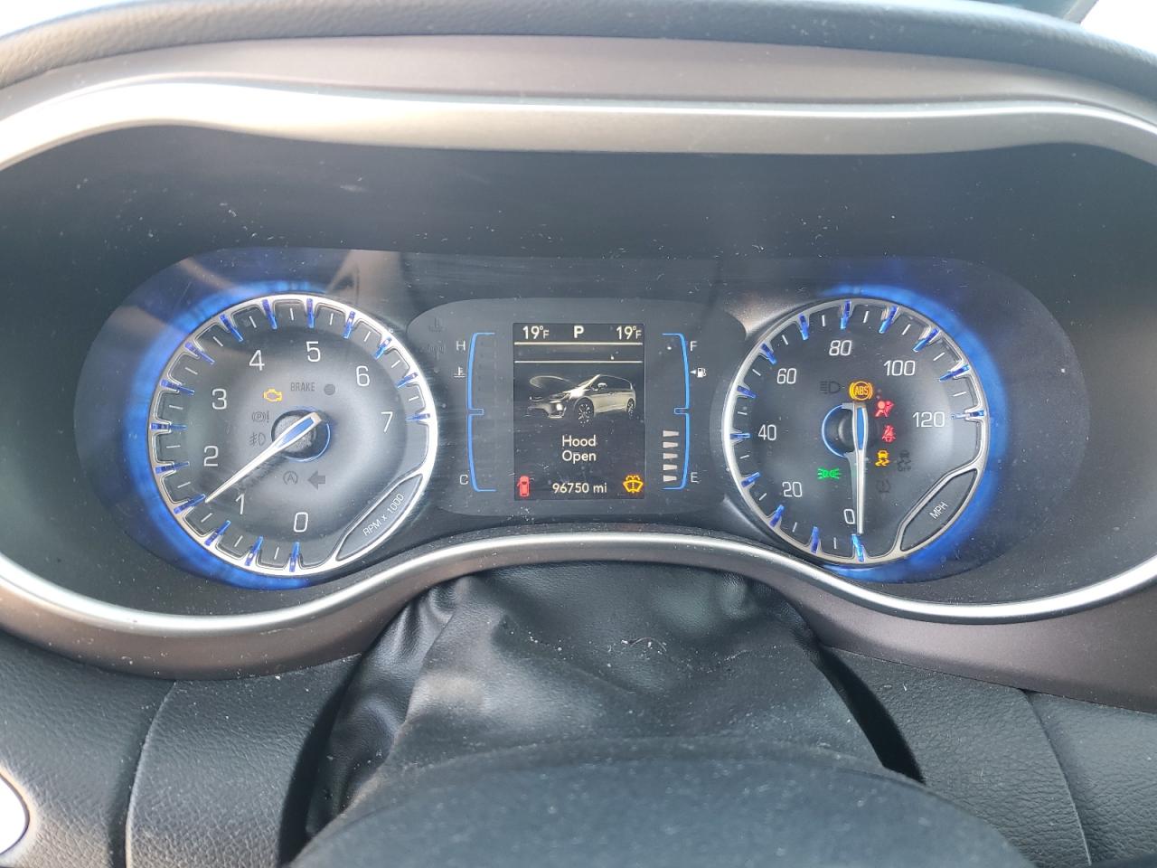 2018 Chrysler Pacifica Touring L VIN: 2C4RC1BG7JR280635 Lot: 70885715