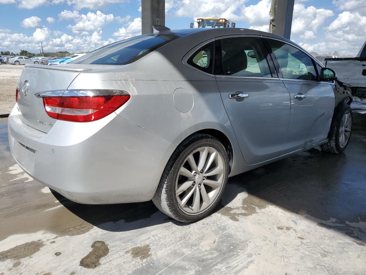 2016 Buick Verano - Image 3