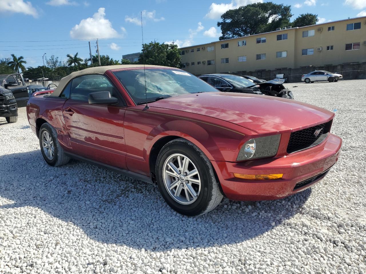2006 Ford Mustang - Image 4