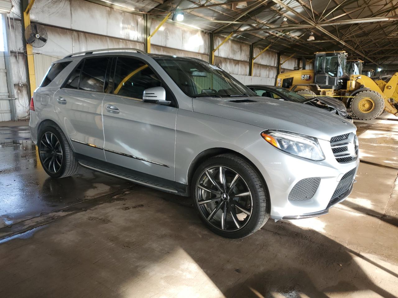 2017 Mercedes-Benz GLE - Image 4