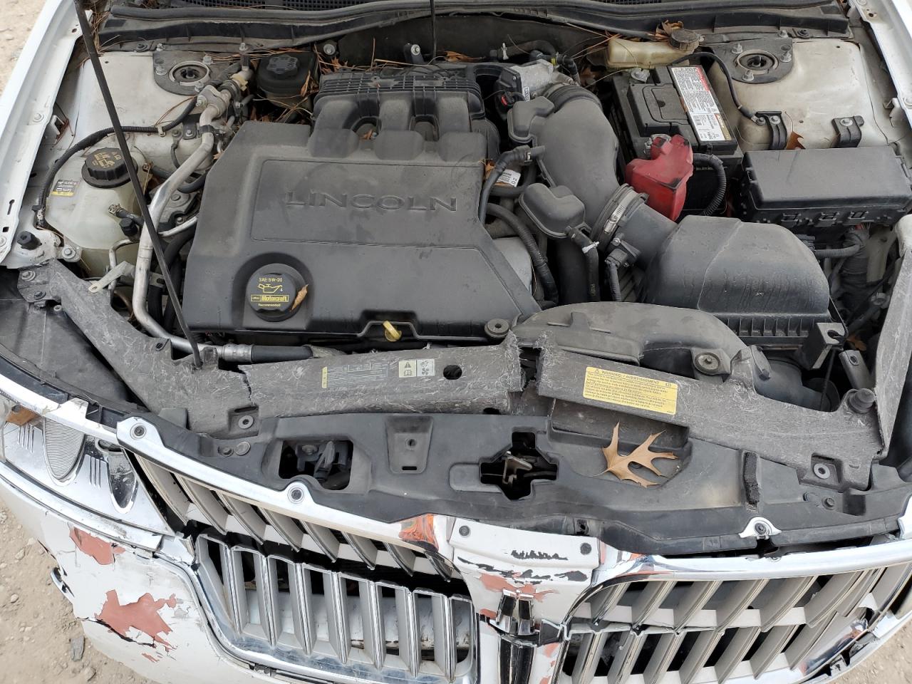 2010 Lincoln MKZ - Image 11