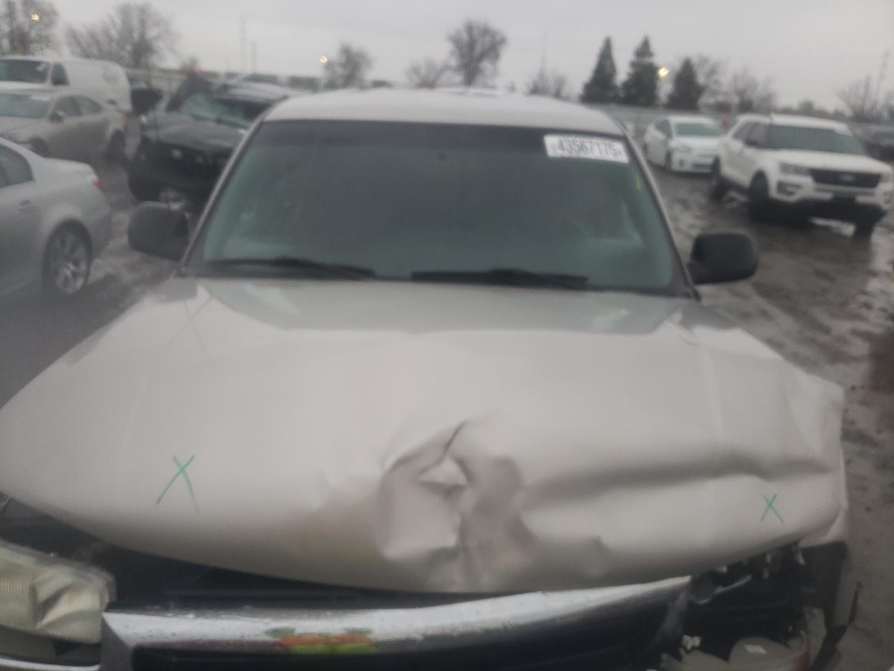 2005 GMC Sierra - Image 11