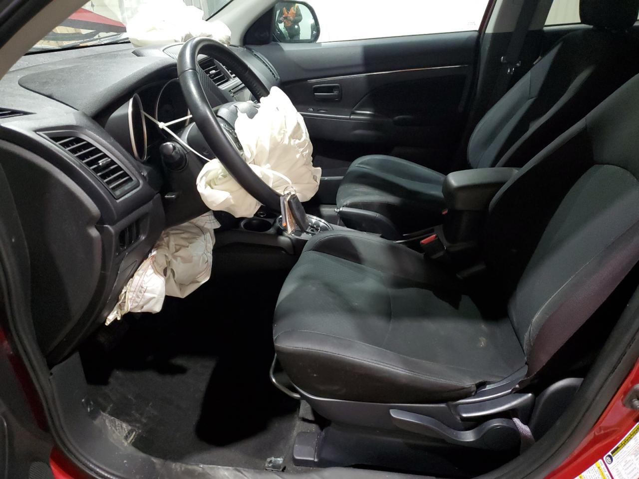 2015 Mitsubishi Outlander - Image 7