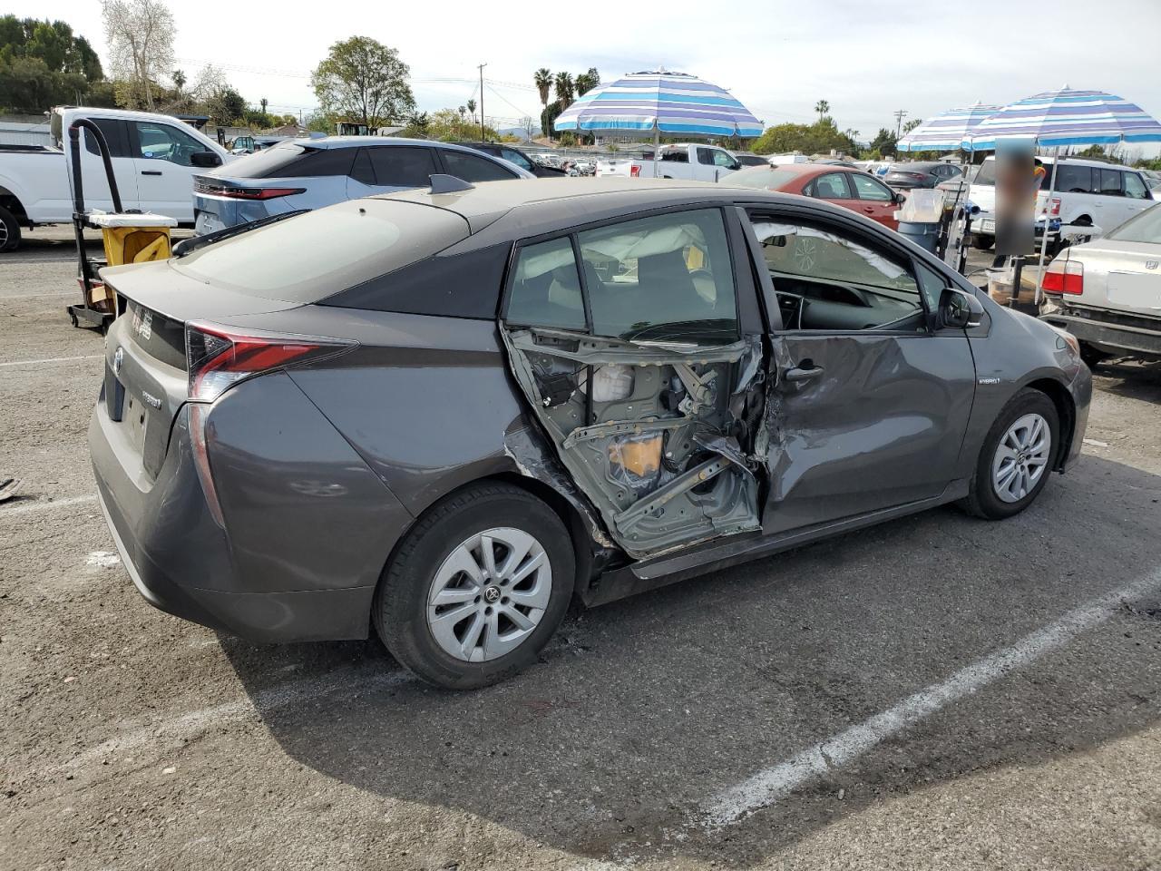 2017 Toyota Prius - Image 3