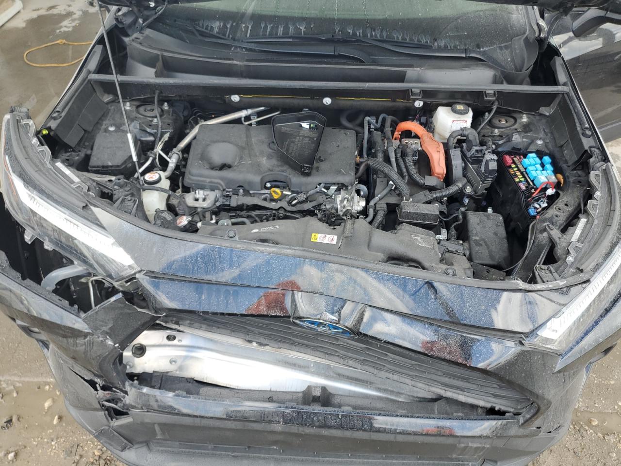 2022 Toyota RAV 4 - Image 12