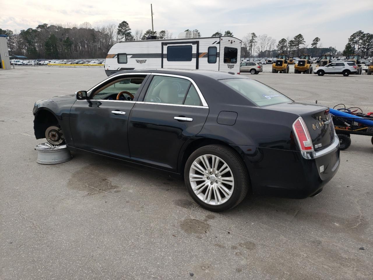 2014 Chrysler 300 - Image 2