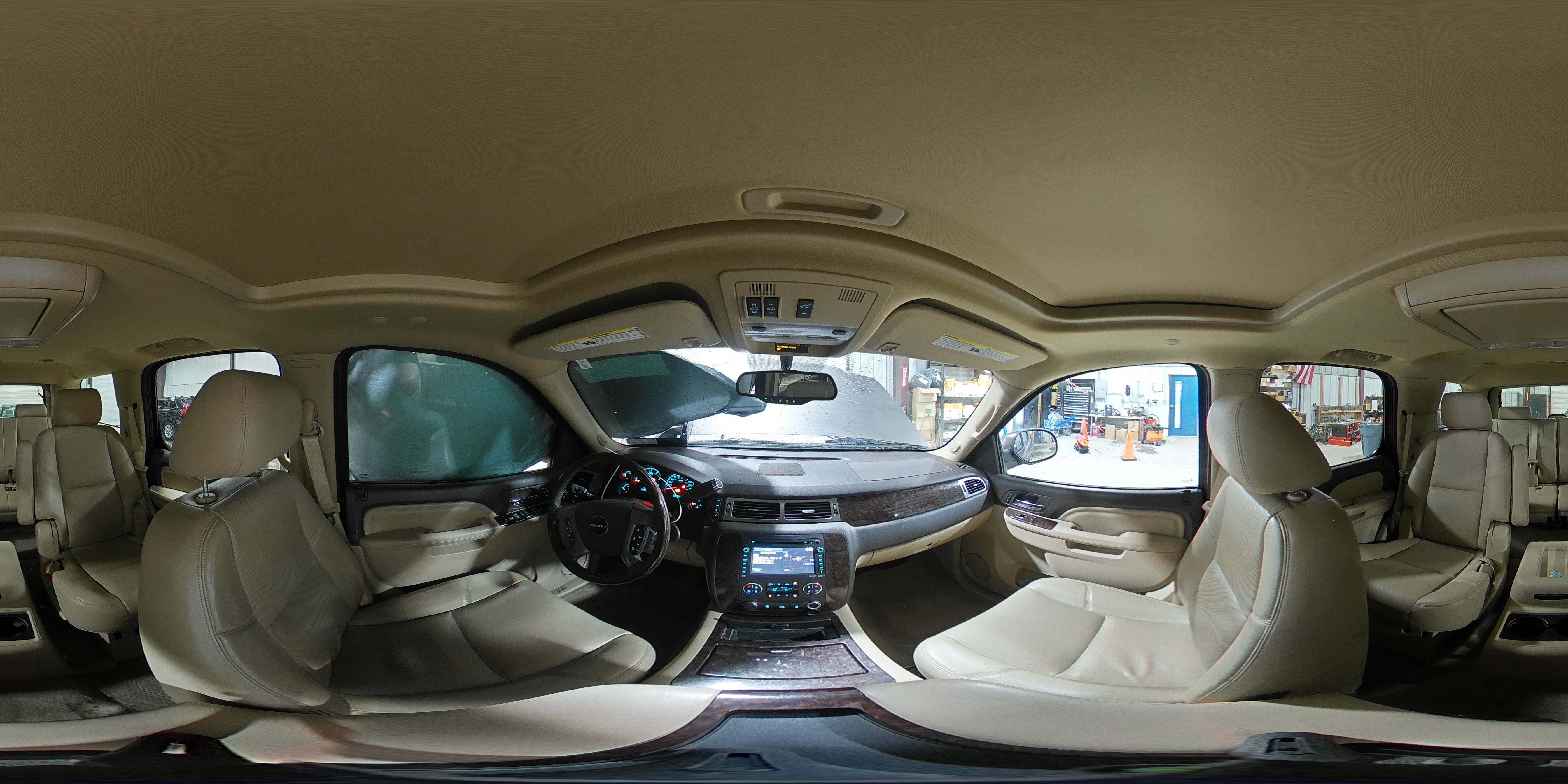 2013 GMC Yukon - Image 16