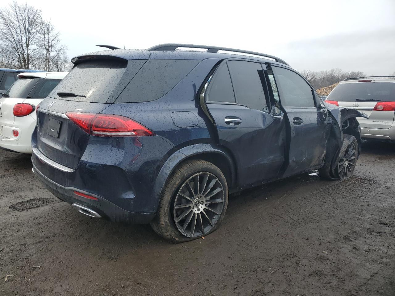 2020 Mercedes-Benz GLE - Image 3