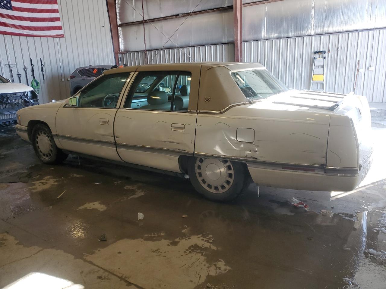1996 Cadillac De Ville - Image 2