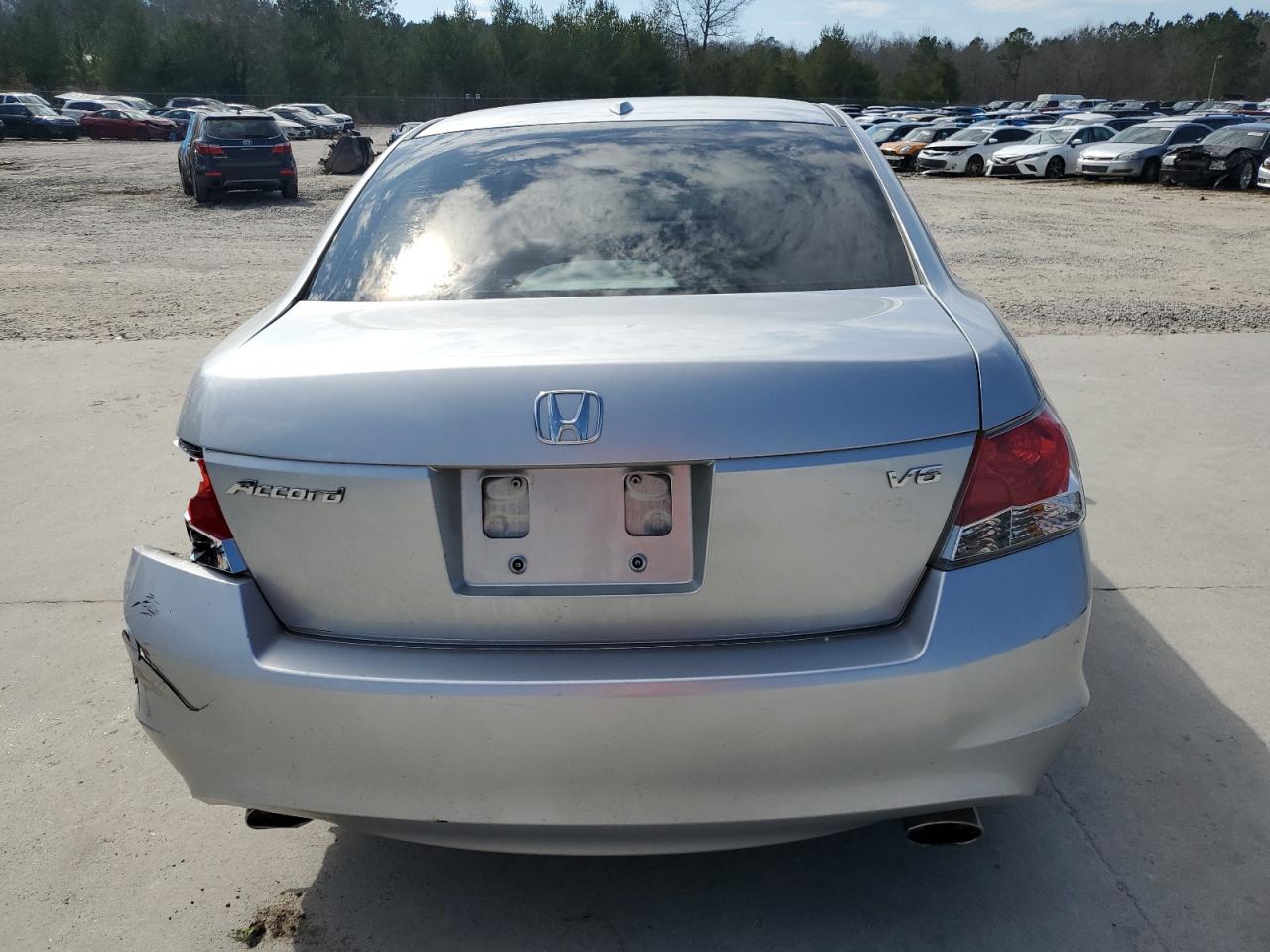2010 Honda Accord - Image 6