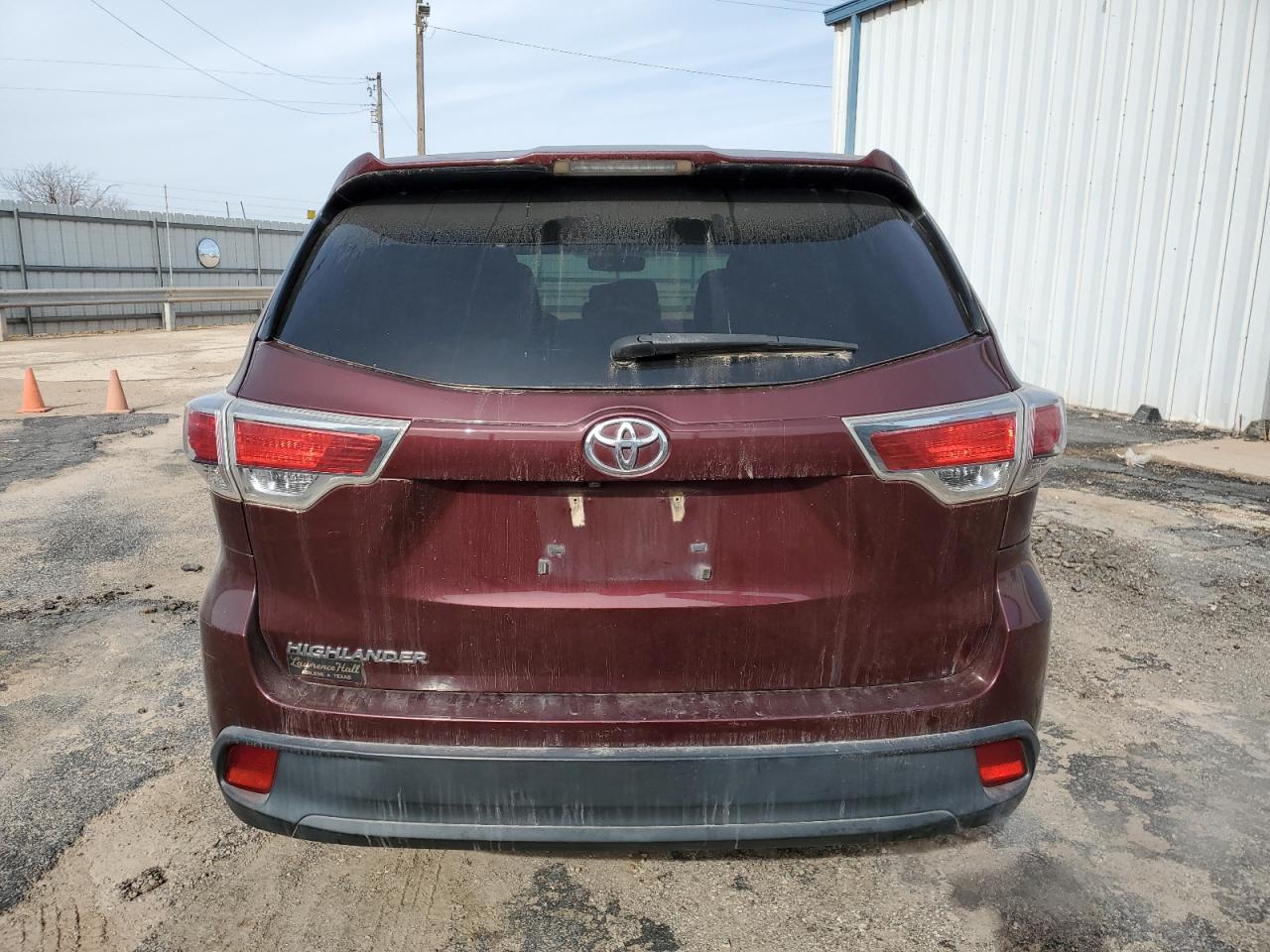 2016 Toyota Highlander - Image 6