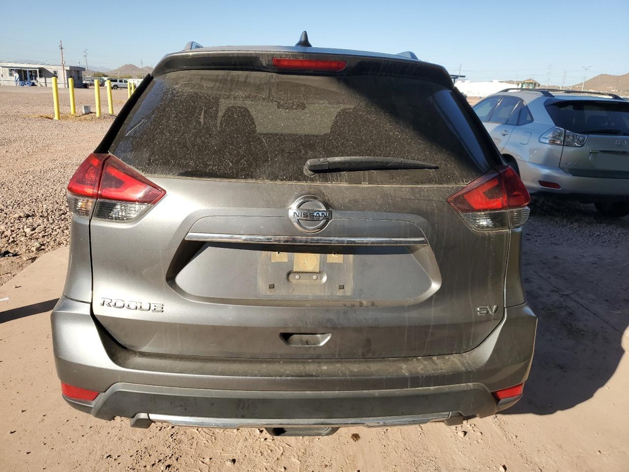 2018 Nissan Rogue - Image 6