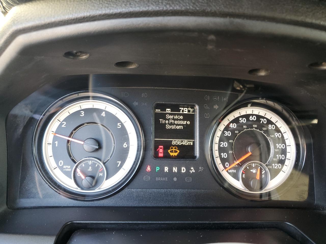 2021 RAM 1500 - Image 9
