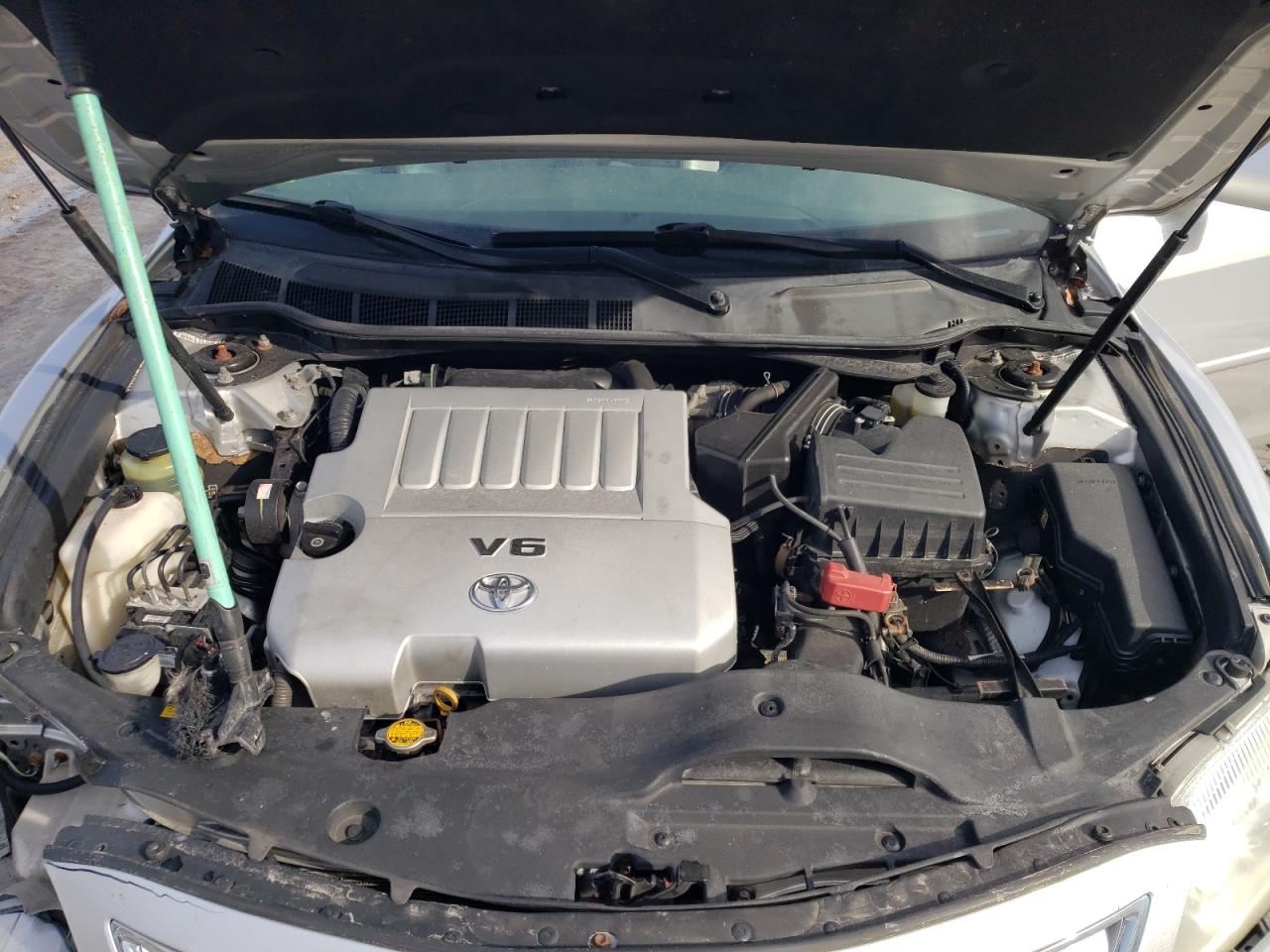 2011 Toyota Camry - Image 11