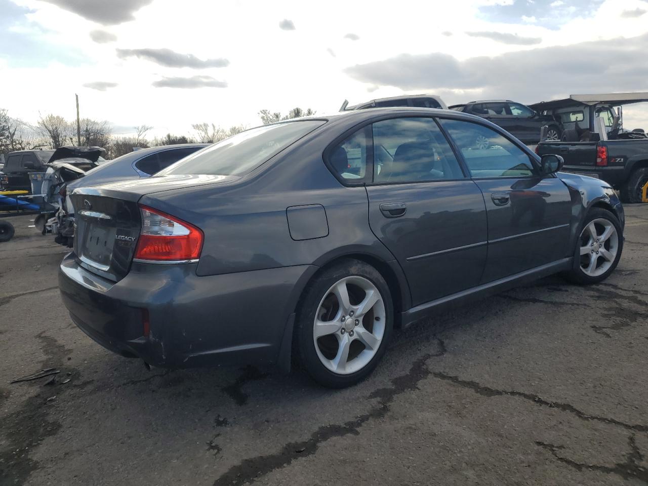2009 Subaru Legacy - Image 3