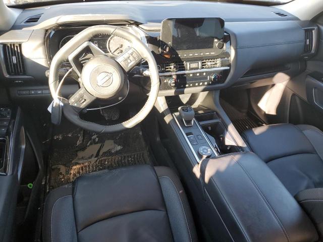  NISSAN PATHFINDER 2024 Srebrny