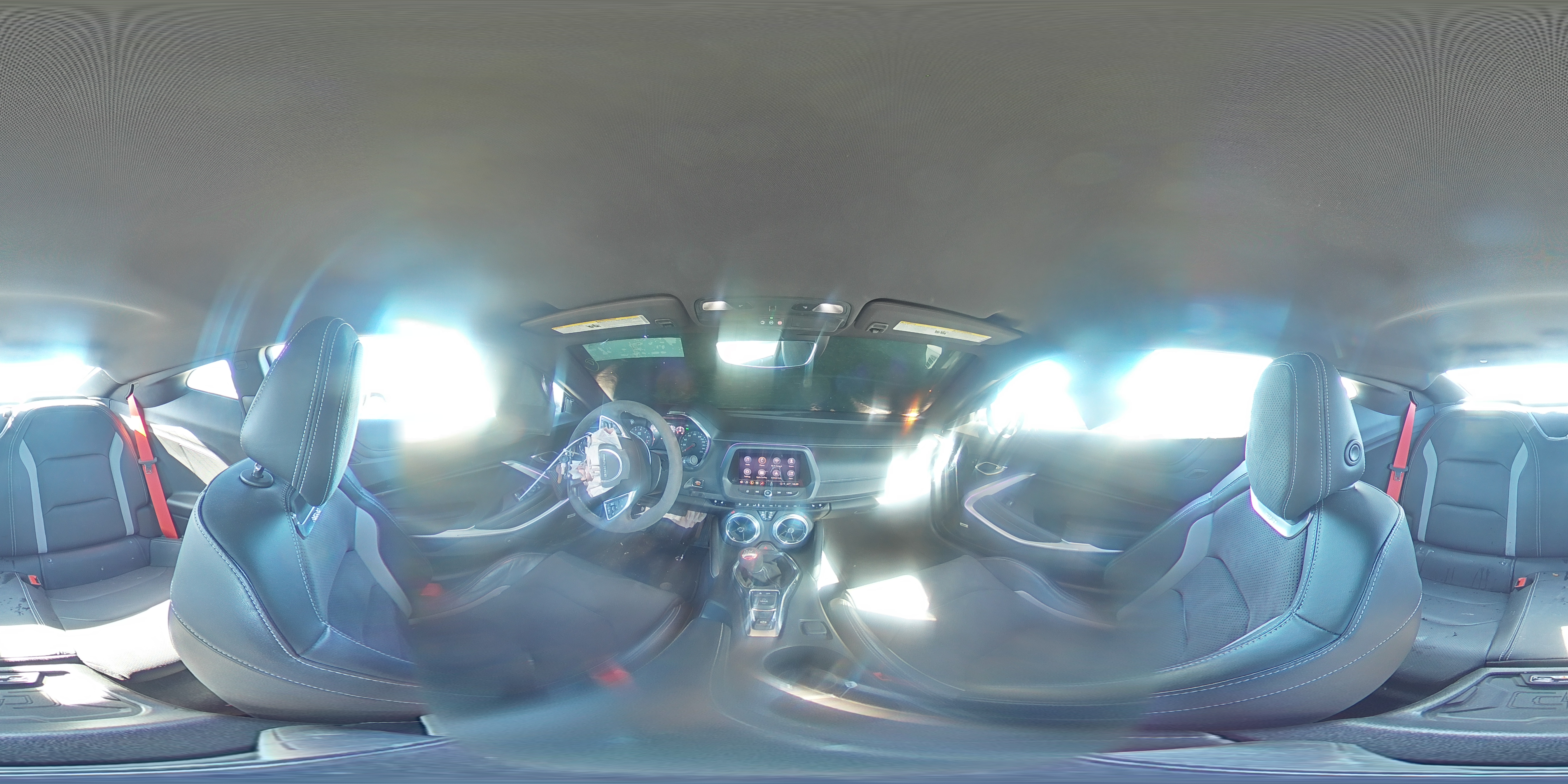 2021 Chevrolet Camaro - Image 12